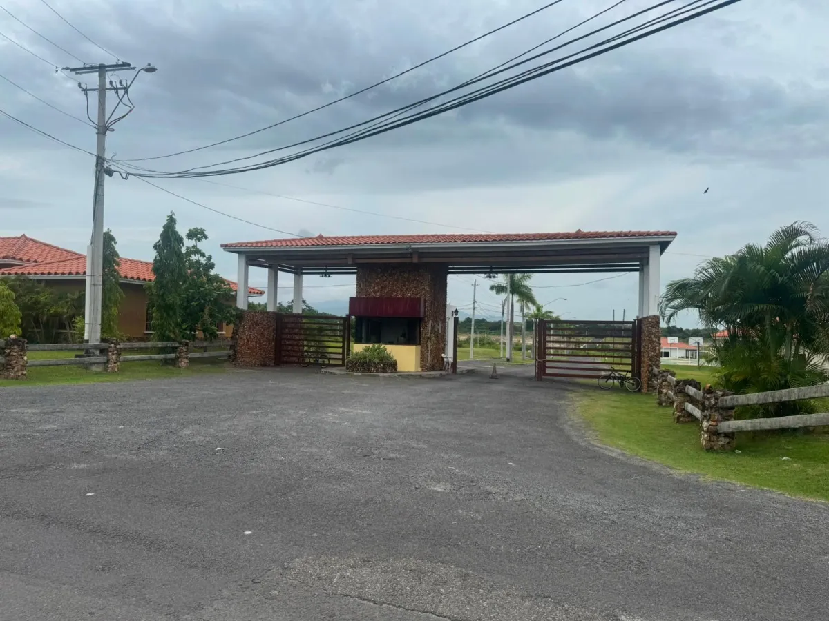 RESIDENTIAL LAND FOR SALE - PH RODEO VIEJO COUNTRY