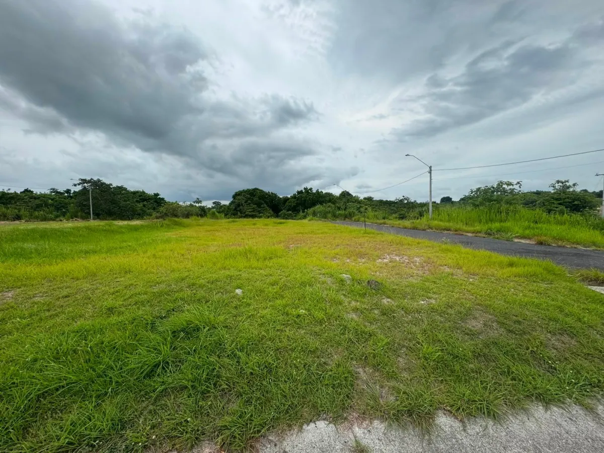 RESIDENTIAL LAND FOR SALE - PH RODEO VIEJO COUNTRY