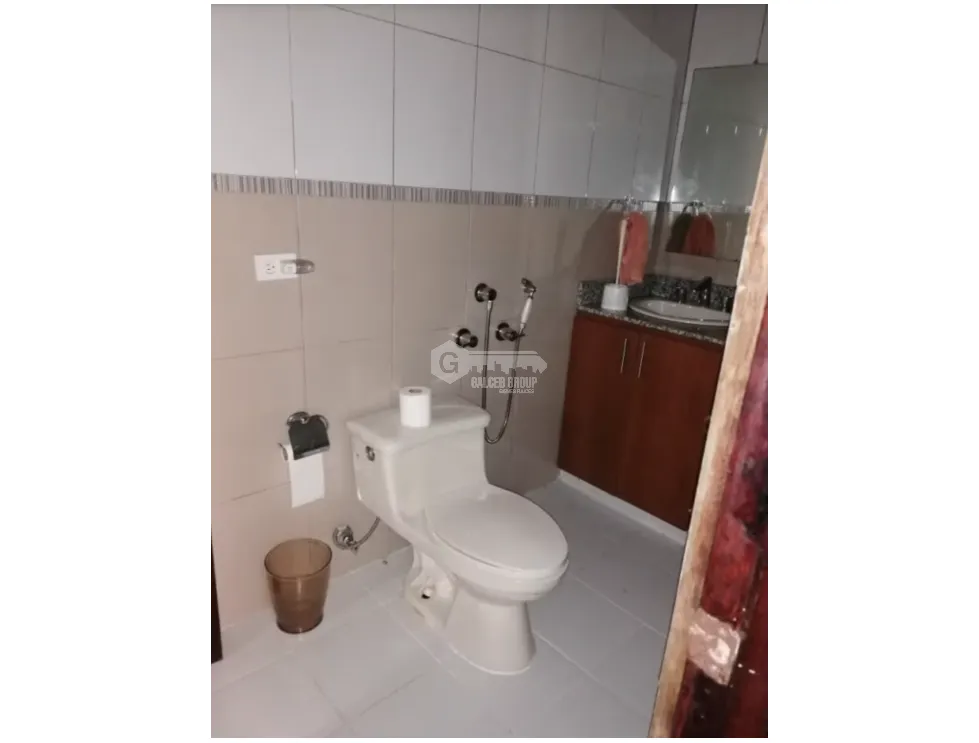 CERRO AZUL / FORTIN / 2627M / 3 LEVELS / 3 BEDROOMS / VACANT / 5 PARKING SPACES