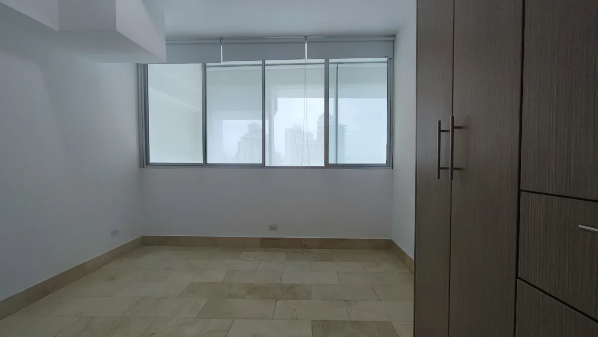 Investment Opportunity in Grand Tower Punta Pacifica, 195 sq m, With Tenant, $495,000