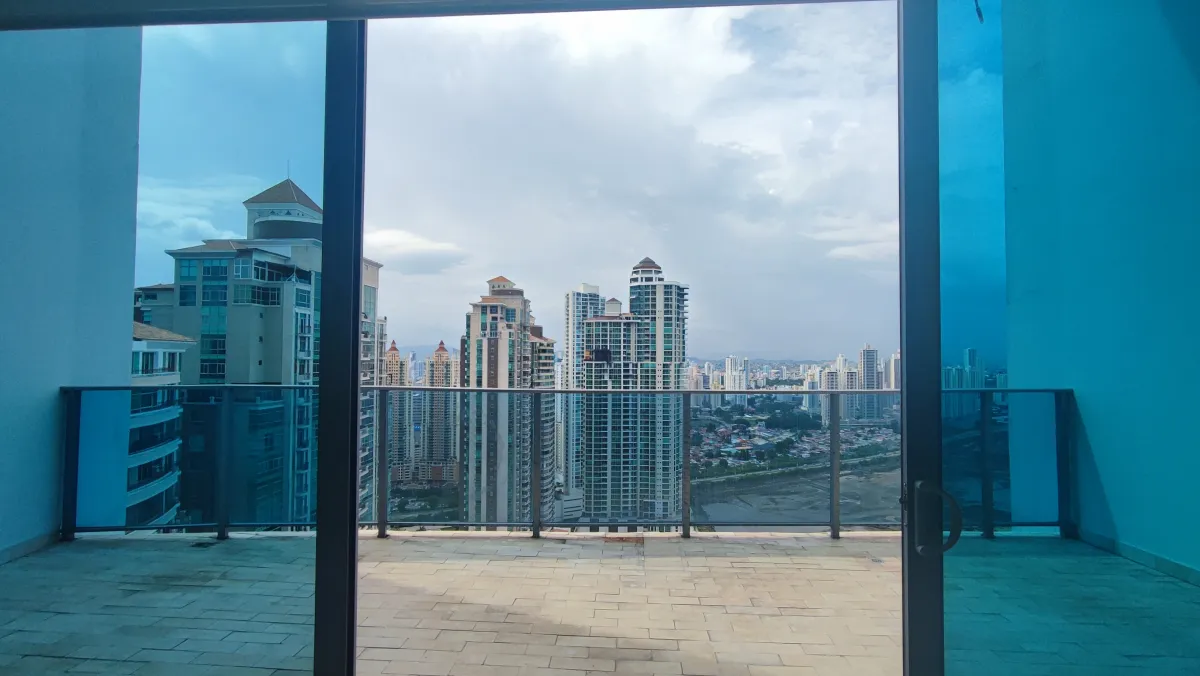 Investment Opportunity in Grand Tower Punta Pacifica, 195 sq m, With Tenant, $495,000