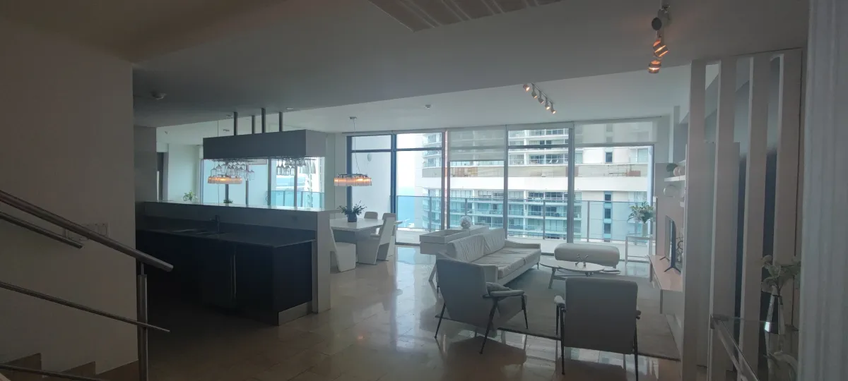 Investment Opportunity in Grand Tower Punta Pacifica, 231 m², With Tenant, $599,000