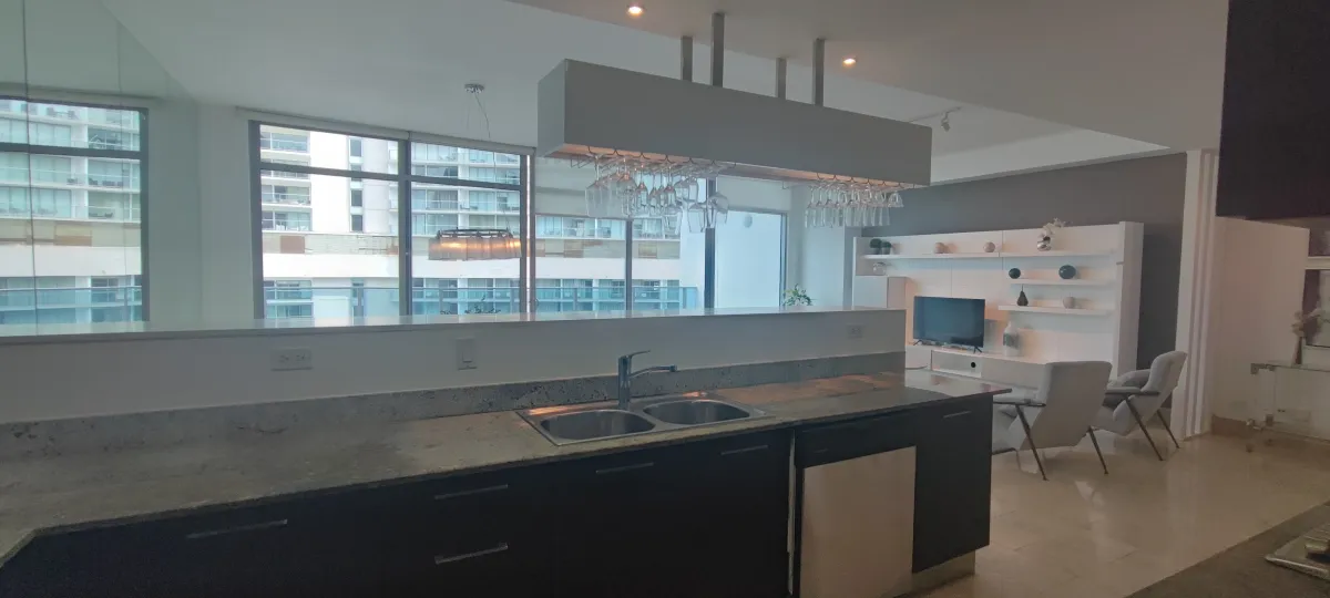 Investment Opportunity in Grand Tower Punta Pacifica, 231 m², With Tenant, $599,000