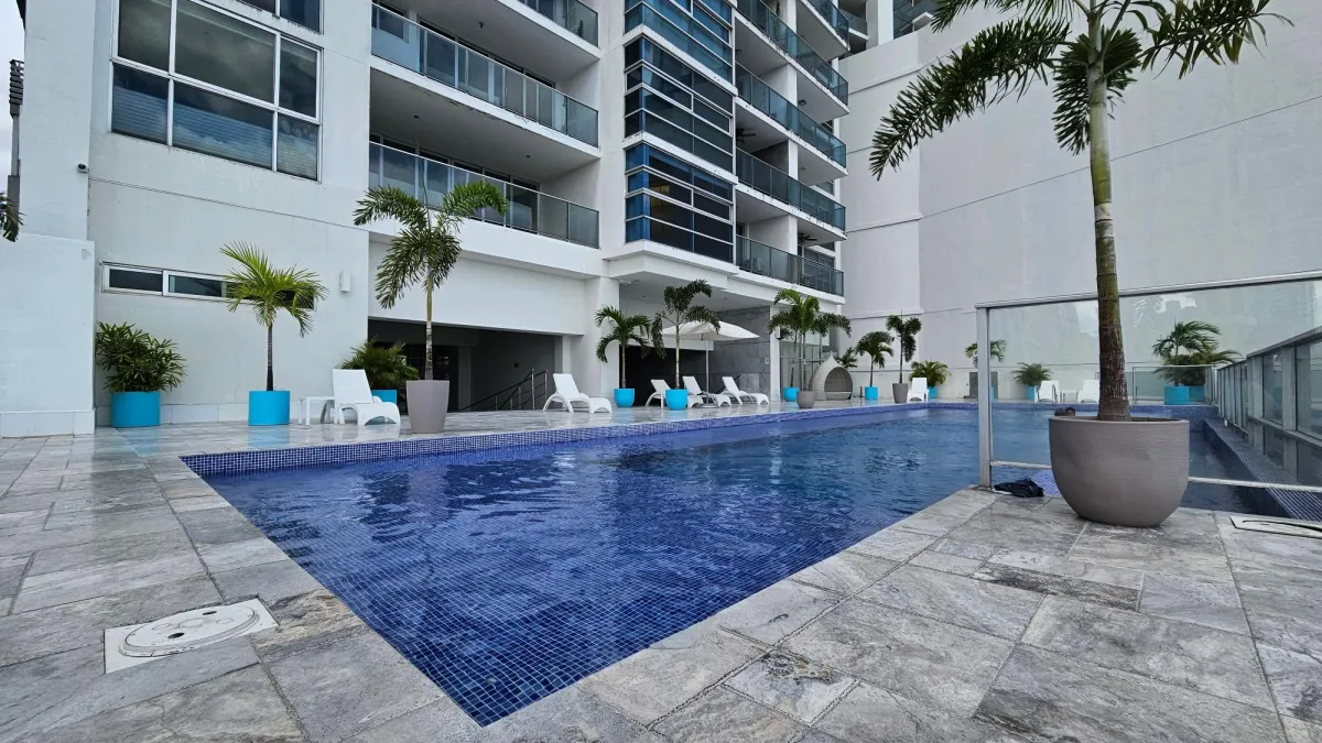 FURNISHED APT - HIGH FLOOR ON AV BALBOA - 109 M2