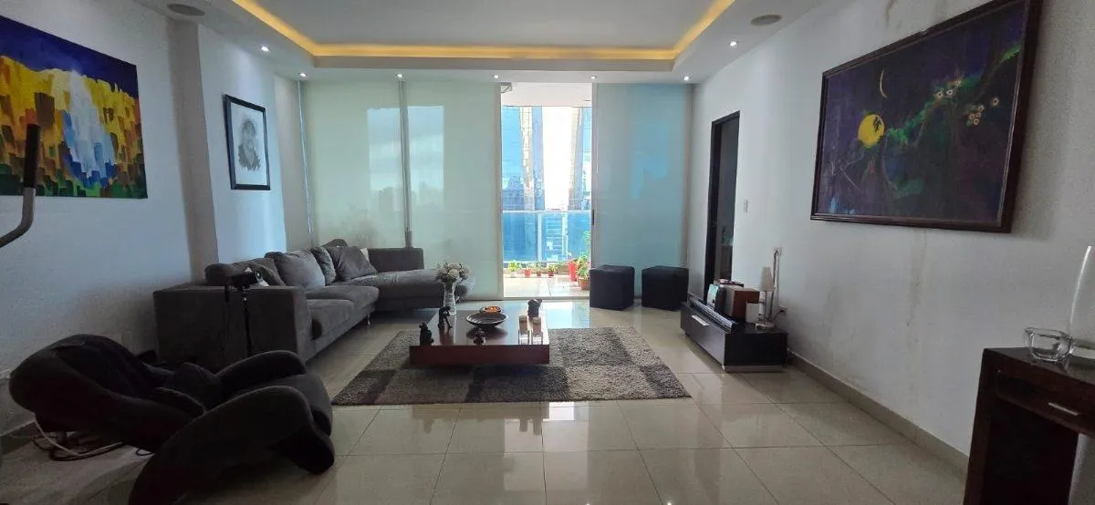 Alquiler y Venta de apartamento en Obarrio