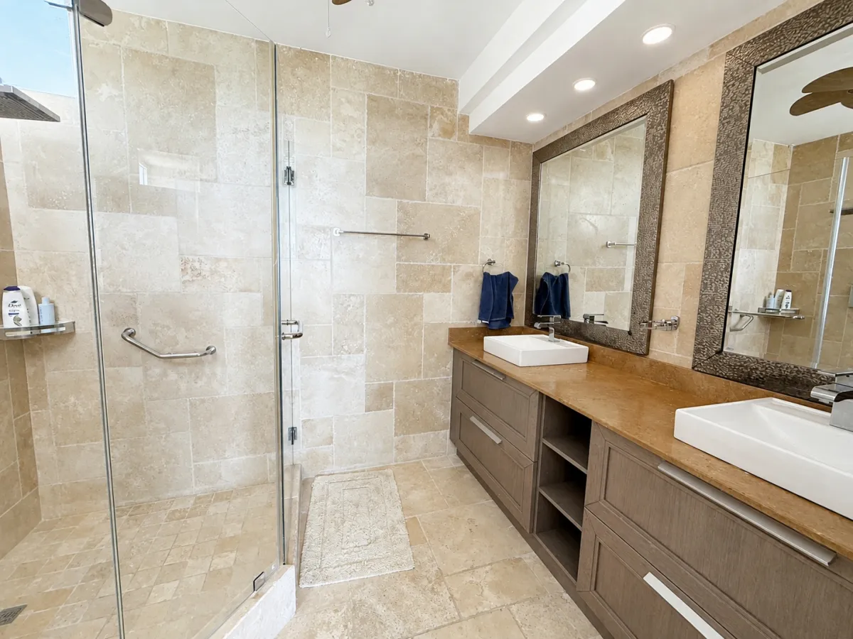 Venta de apartamento en Playa Blanca PH Lighthouse Beach Tower