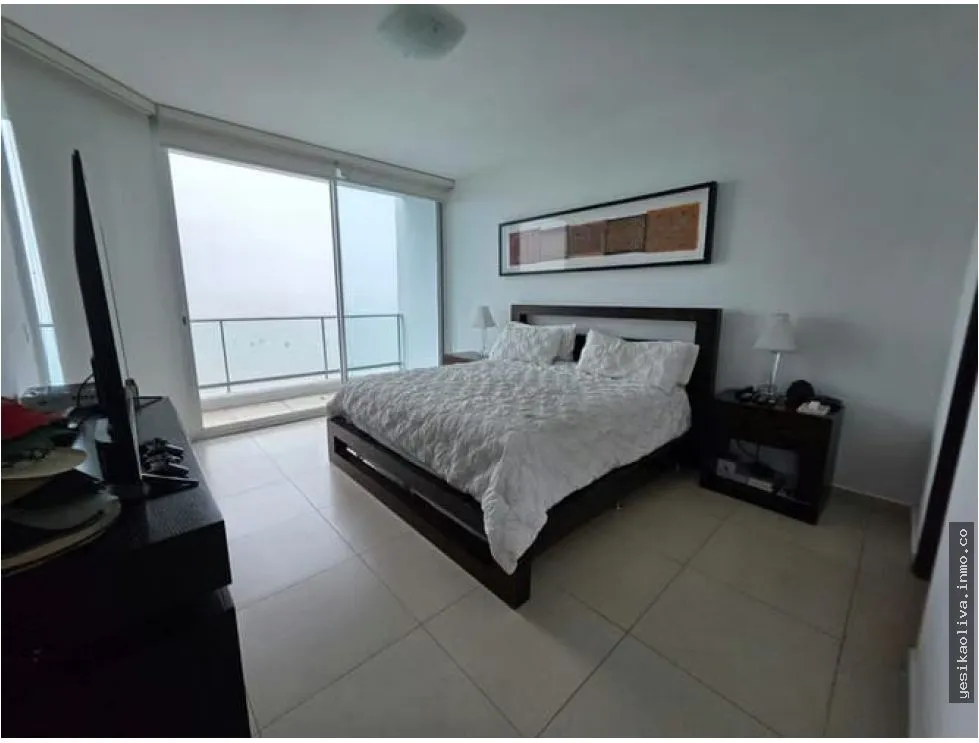 Venta de apartamento en avenida Balboa