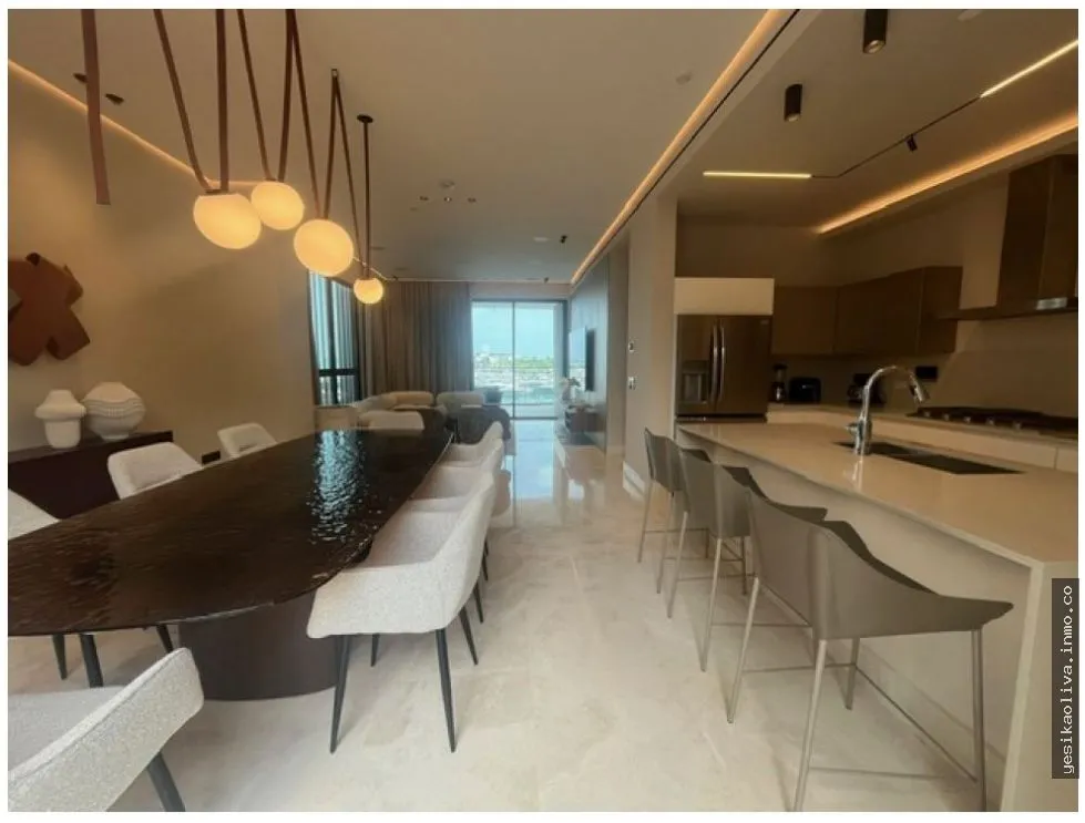 Luxury Waterfront Apartment for Sale in Ocean Reef