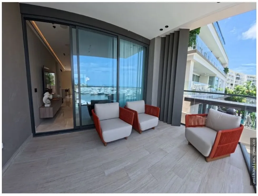 Luxury Waterfront Apartment for Sale in Ocean Reef