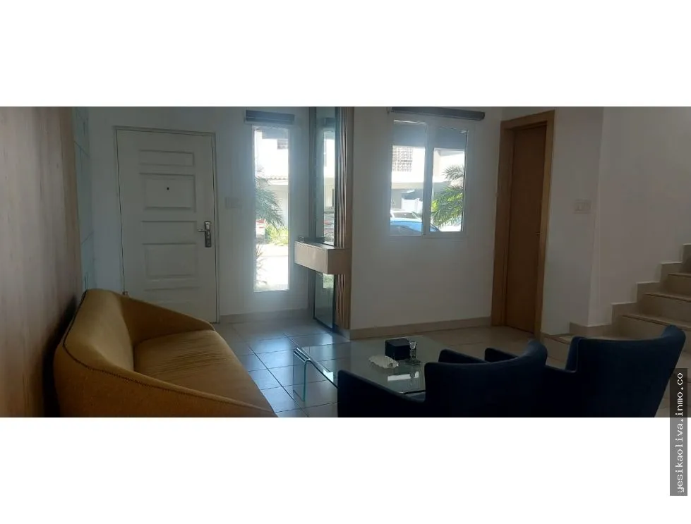 Venta de Casa en PH Aventura, Brisas del Golf, Sector Paseo del Norte