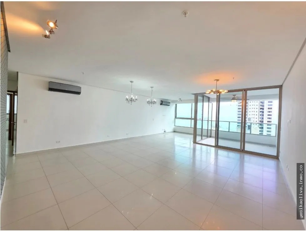 Apartment for sale in Costa del Este