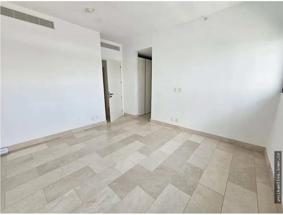 Apartment for sale in Coco del Mar