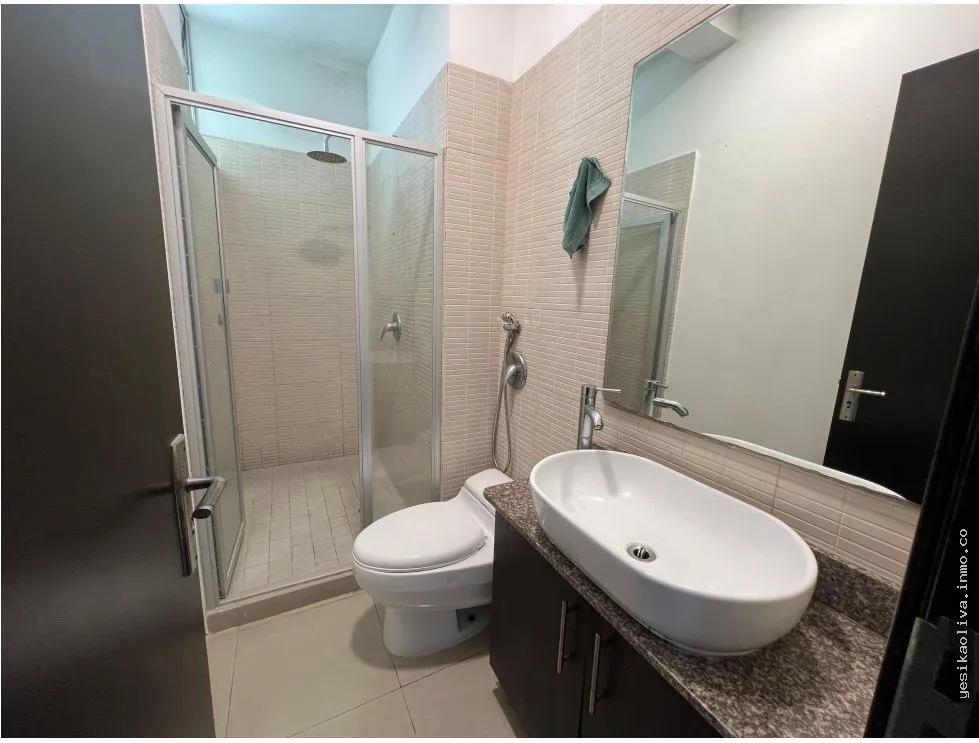 ALQUILER DE APARTAMENTO EN SAN FRANCISCO, A PASOS DEL PARQUE OMAR