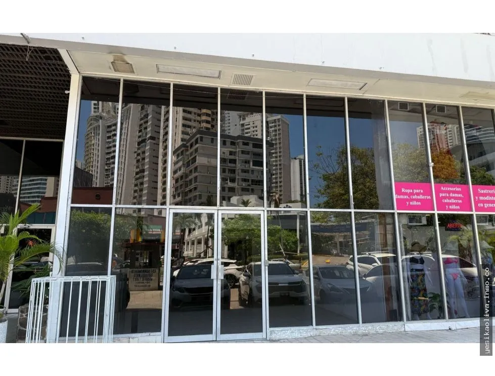 Se alquila local en Paitilla