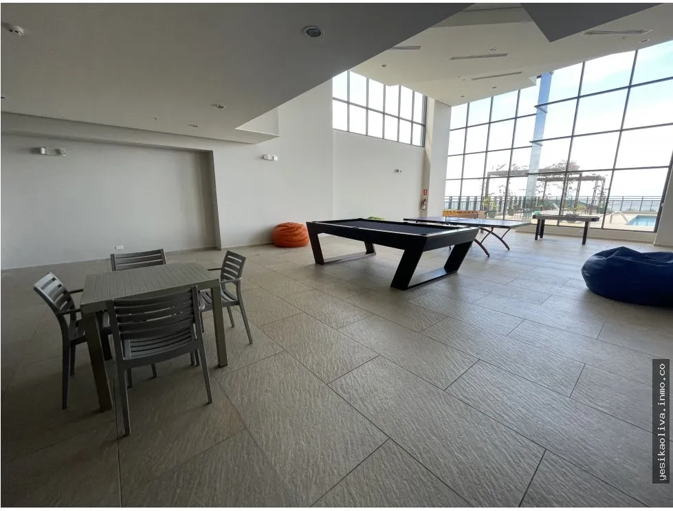 Venta de Apartamento en Costa del Este, Vista al Mar