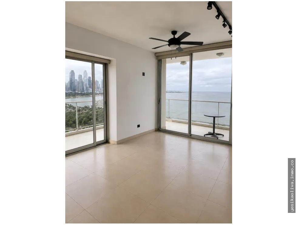 Venta de apartamento en Avenida Balboa