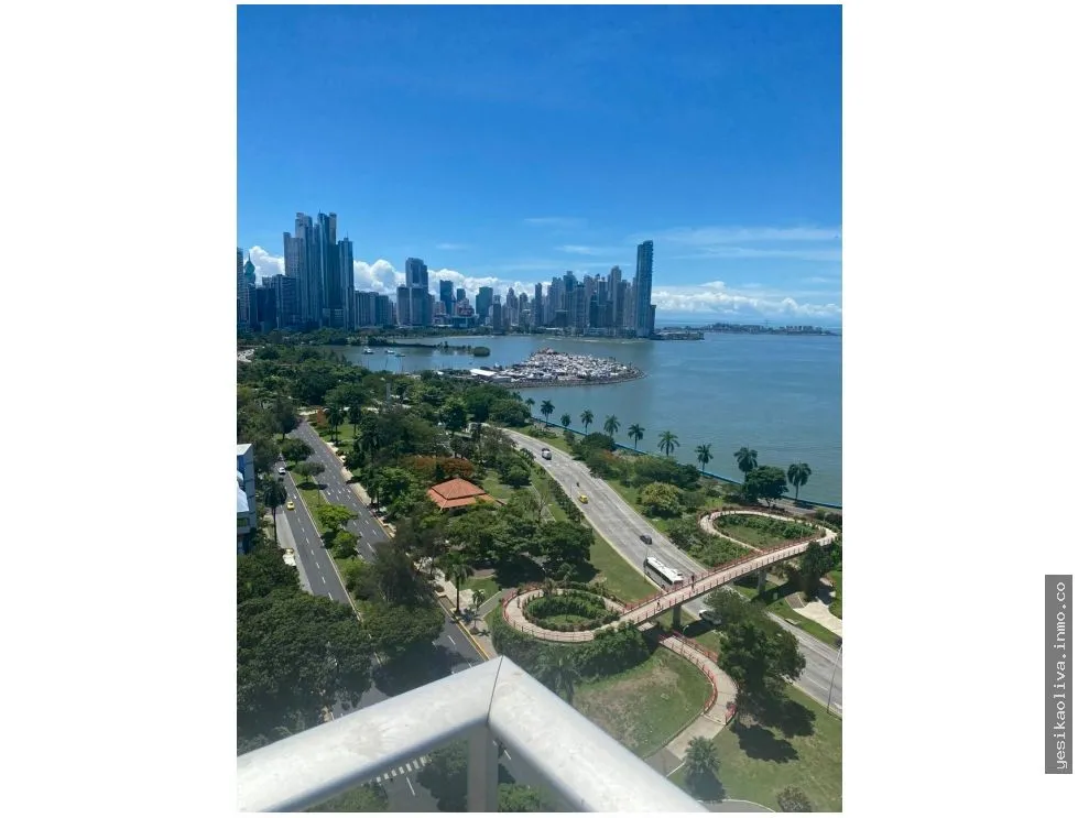 Venta de apartamento en Avenida Balboa