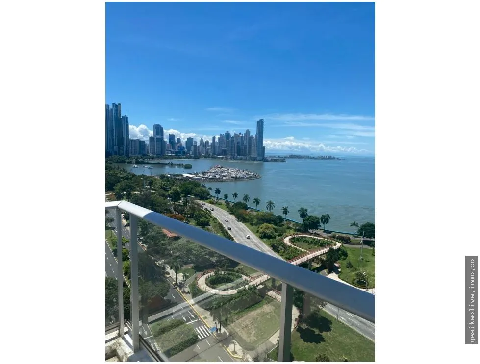 Venta de apartamento en Avenida Balboa