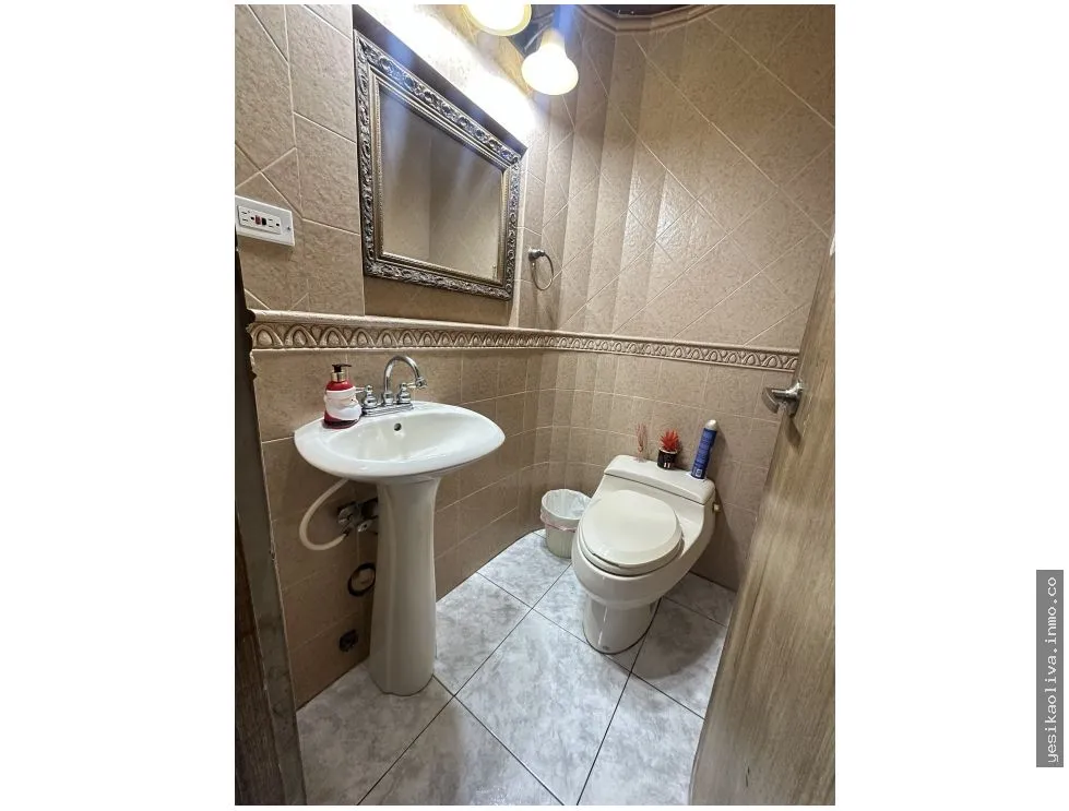 Venta de Casa amoblada en Las Cumbres