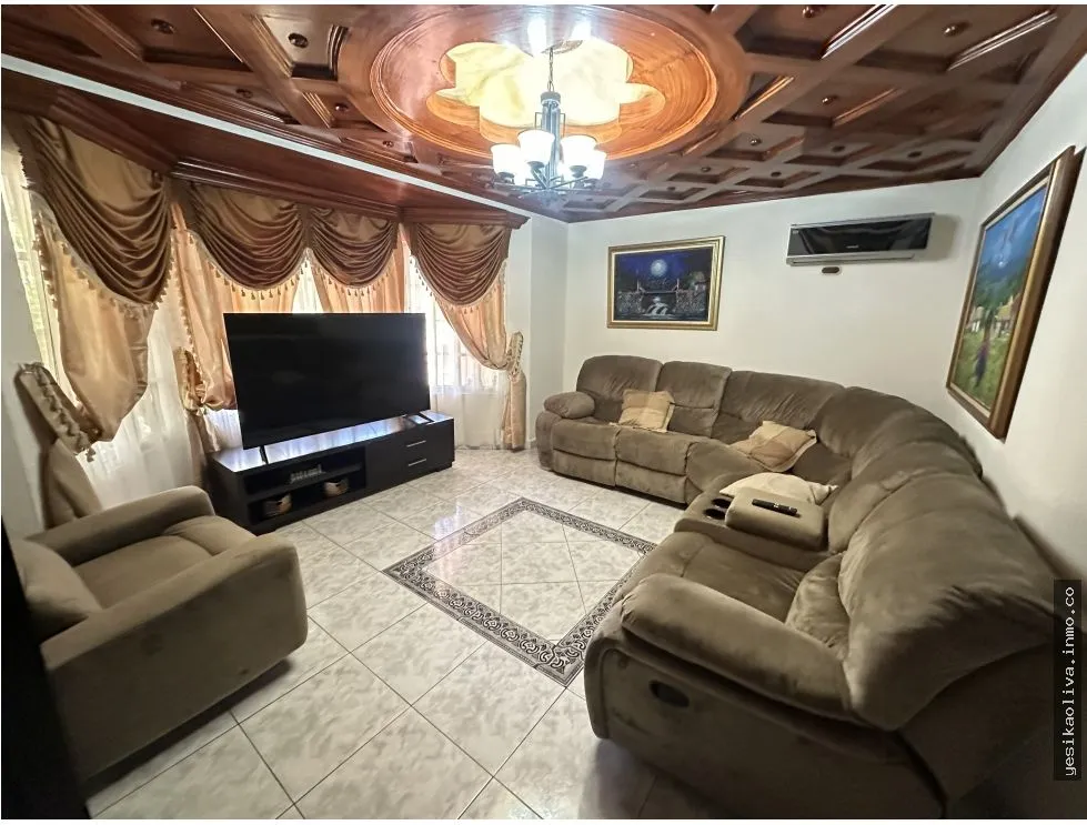 Venta de Casa amoblada en Las Cumbres