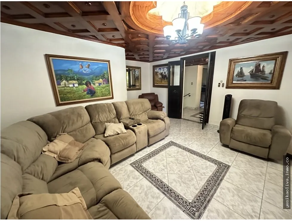 Venta de Casa amoblada en Las Cumbres