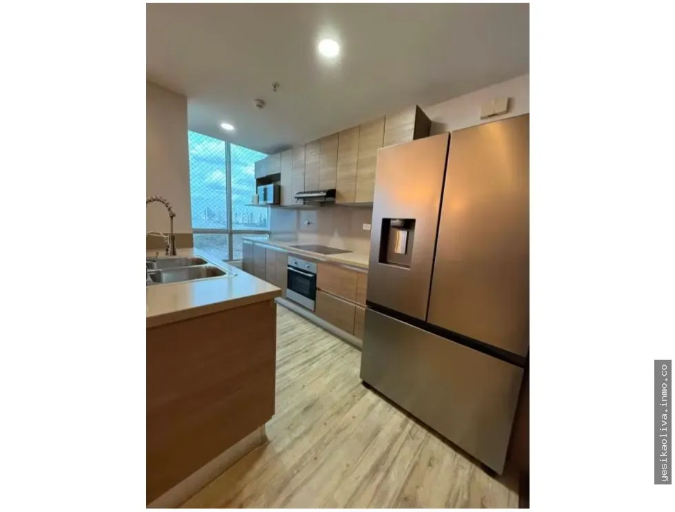 Venta o Alquiler de Apartamento Amoblado Costa del Este
