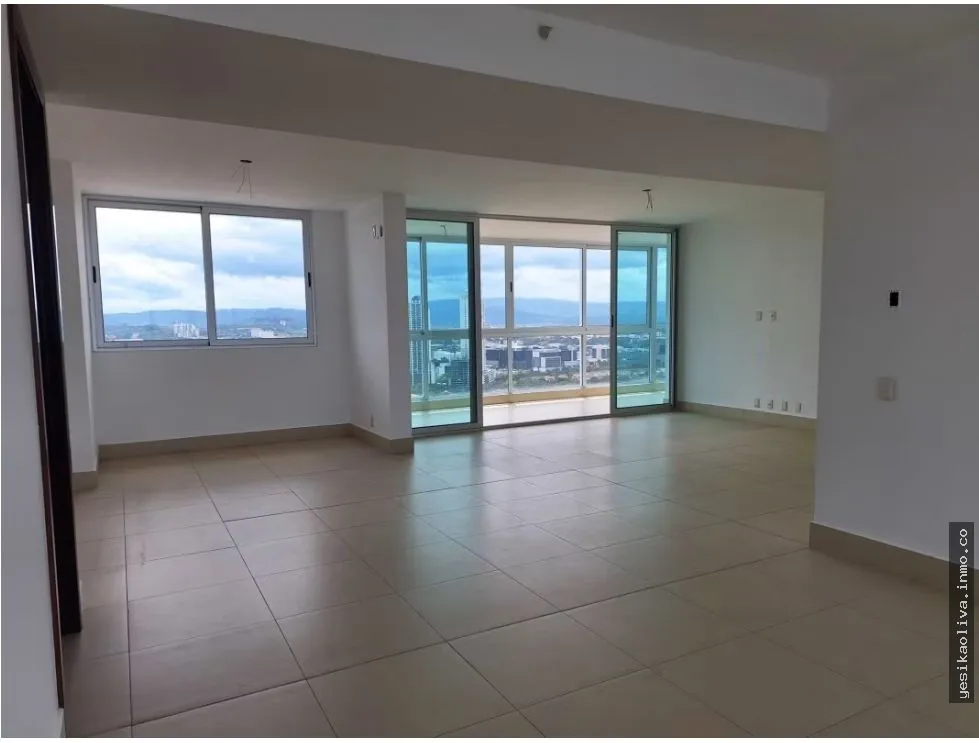 квартира в Costa del Este на продажу