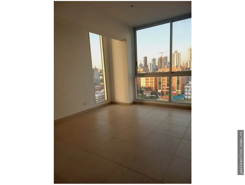 Alquiler de Apartamento en Ave Balboa