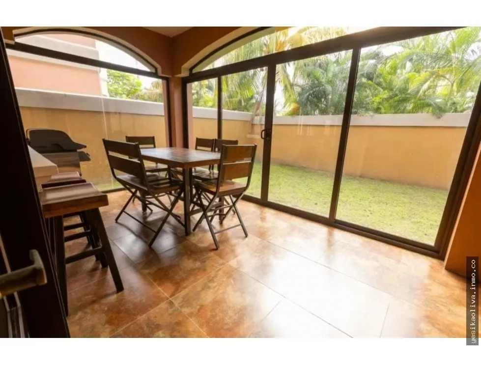 Venta de Residencia Costa Sur