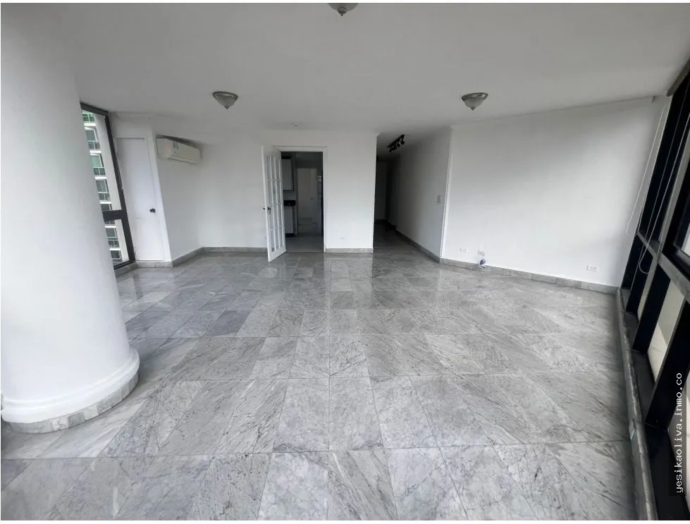 Sale of Apartment in Bella Vista