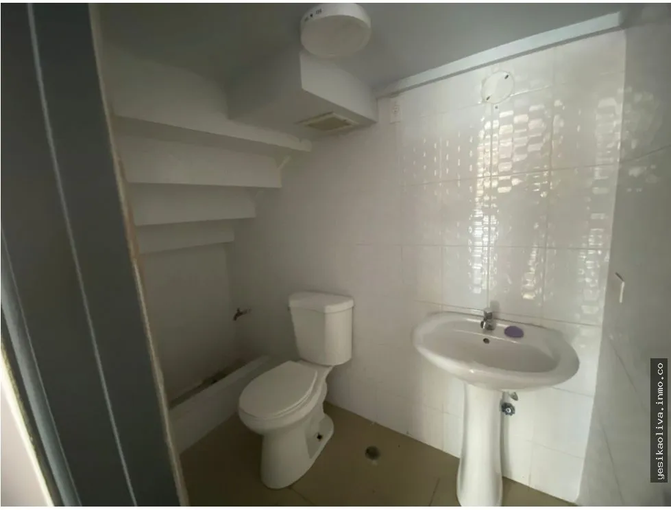Commercial Space Rental on Vía Brasil