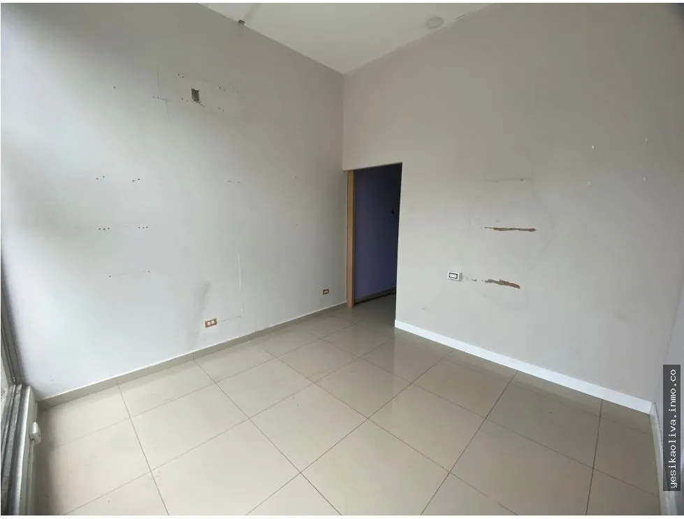 Commercial Space Rental on Vía Brasil