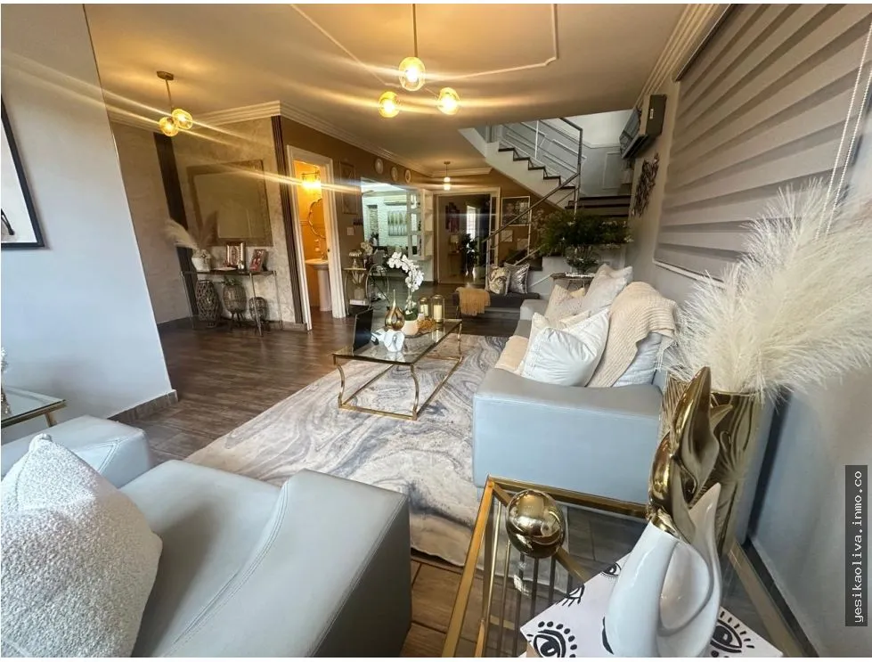 Venta de hermosa residencia en Condado del Rey