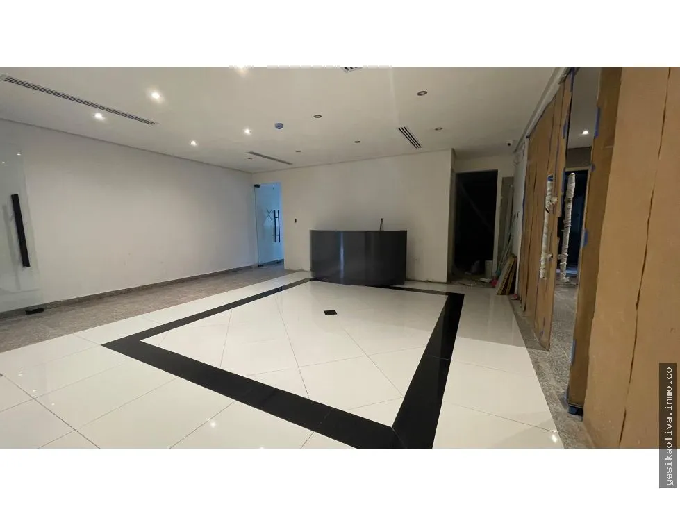 Corporate Office Rental on 50th Street