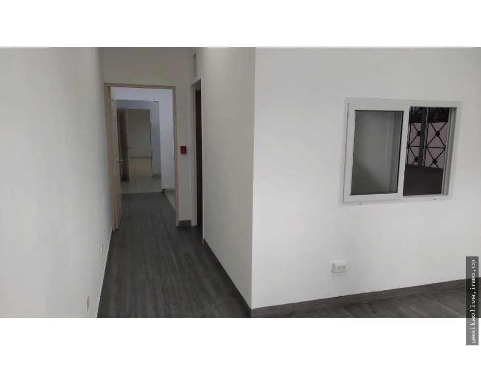 Se alquila galera comercial en Parque Lefevre
