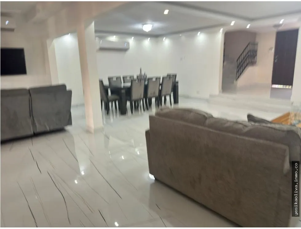 House Rental in La Alameda