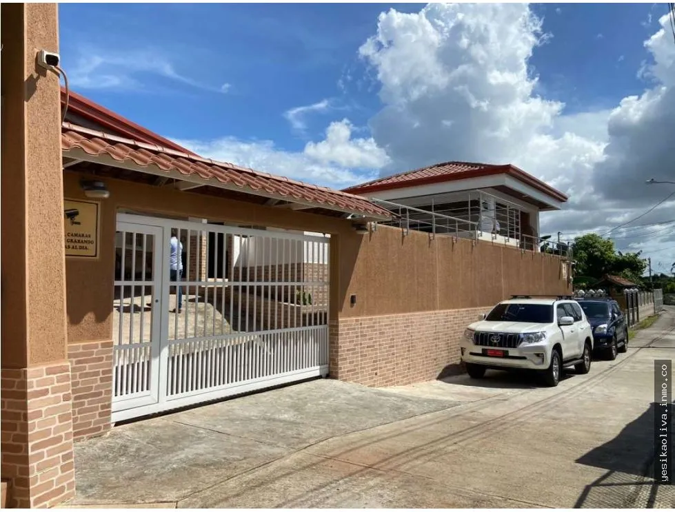 Venta de casa en Tocumen