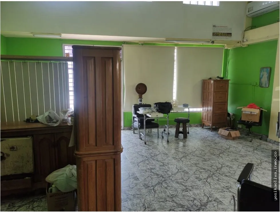 Venta de local comercial  en Bella Vista