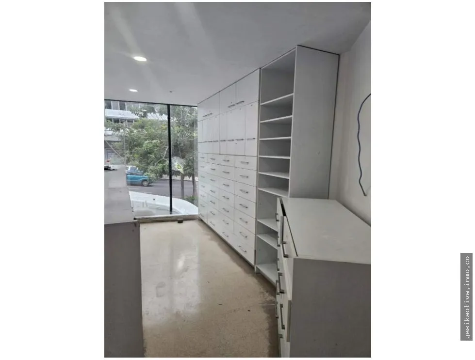Espace commercial à Bella Vista à louer