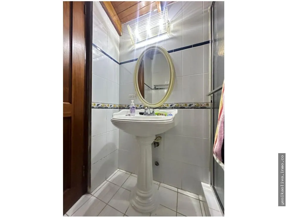 Venta de Casa  en La Alameda