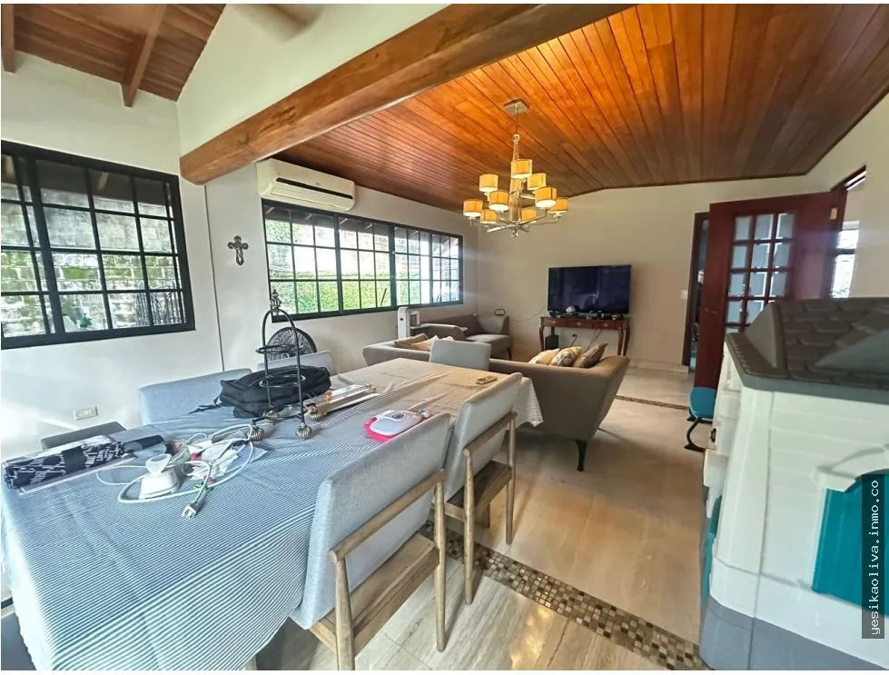 Venta de Casa  en La Alameda