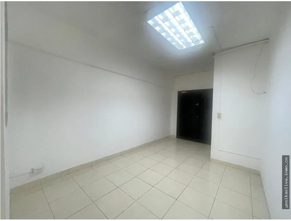 Commercial Space for Rent on Vía España