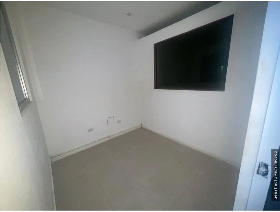Commercial Space for Rent on Vía España