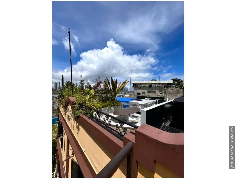Venta de Local Comercial en Casco Viejo