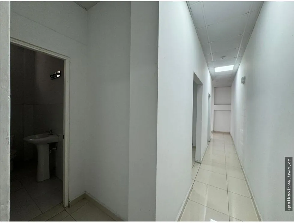 Venta de Plaza Comercial en Parque Lefevre