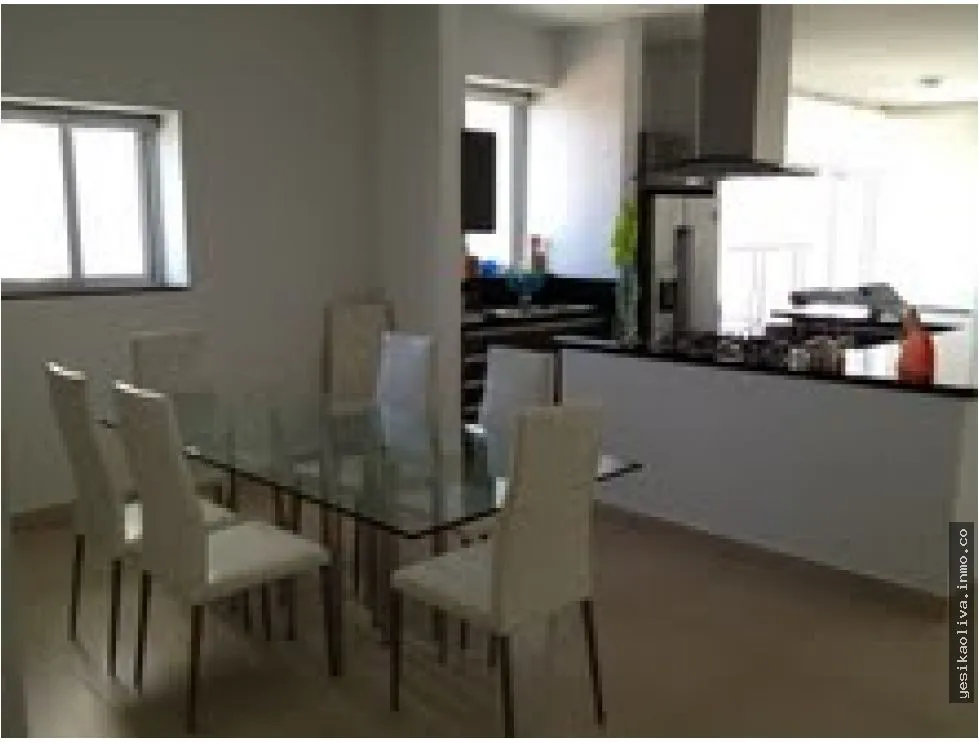 Venta y Alquiler de Apartamento Amoblado en Avenida Balboa
