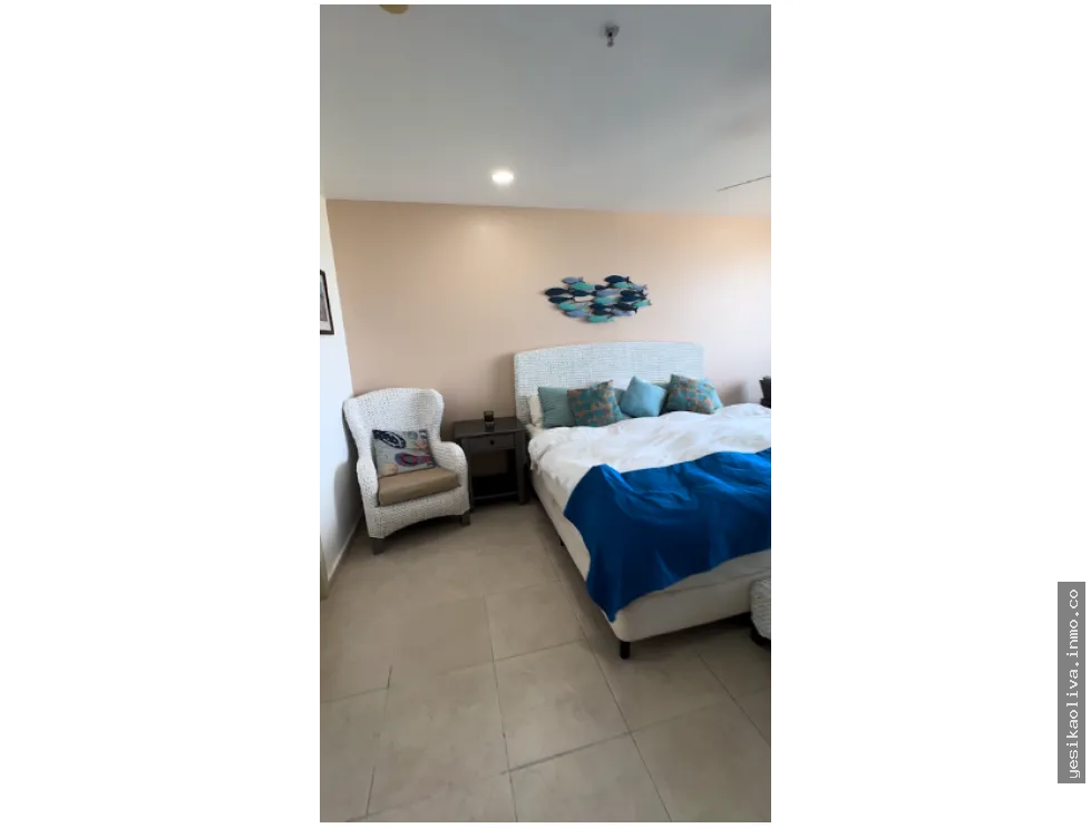 Apartment for Sale in Coronado