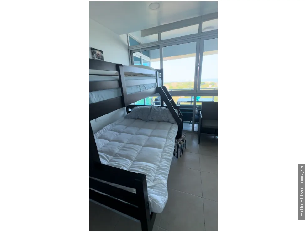 Apartment for Sale in Coronado