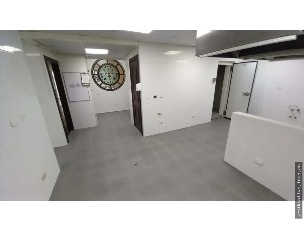 Espace commercial à Bella Vista à louer