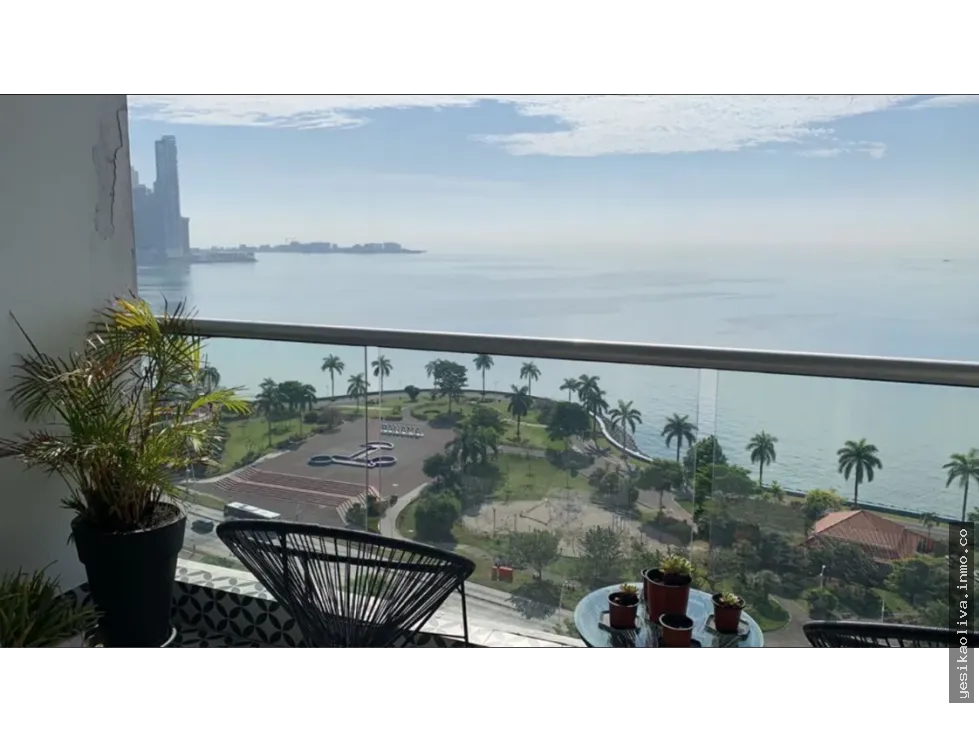 Venta de Apartamento Amoblado Avenida Balboa